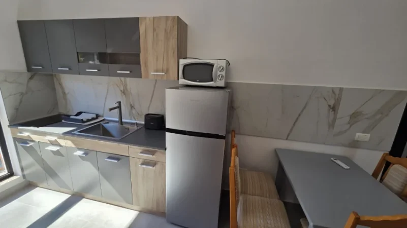 Durres, shitet apartament 1+1 Kati 4, 45 m² 81.500 € (Mali i Robit)