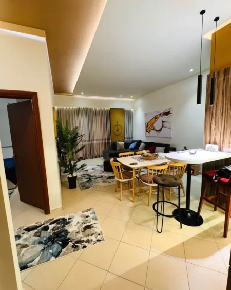 Tirane, jepet me qera apartament 1+1+Ballkon , 64 m² 650 € (Kodra e Diellit)