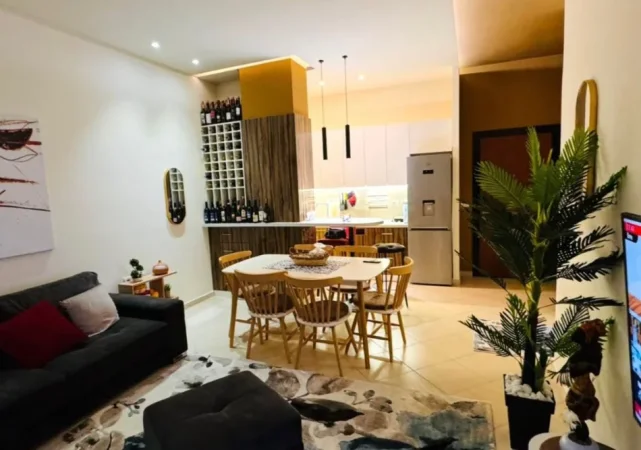 Tirane, jepet me qera apartament 1+1+Ballkon , 64 m² 650 € (Kodra e Diellit)