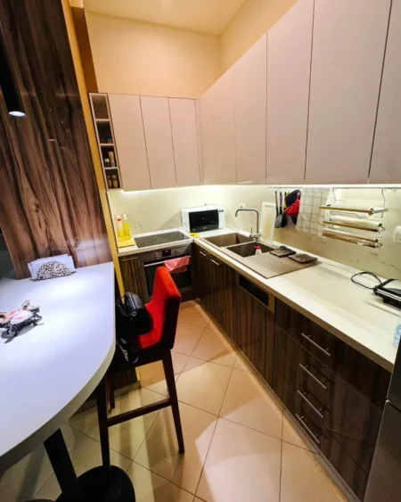 Tirane, jepet me qera apartament 1+1+Ballkon , 64 m² 650 € (Kodra e Diellit)