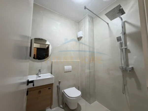 Tirane, jepet me qera apartament 1+1 Kati 1, 58 m² 730 € (Kopshti Zoologjik)