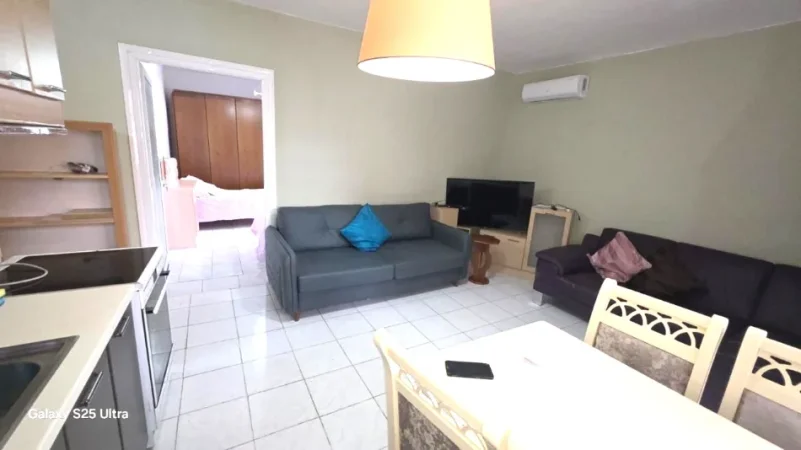 JEPET APARTAMENT ME QIRA 2+1 NE FERIT XHAJKO, AFER 5 MAJIT, 550 EURO