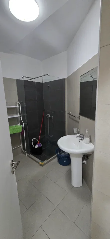 Tirane, shitet apartament 1+1+Ballkon Kati 3, 65 m² 117.900 € (Rezidenca kodra e diellit)
