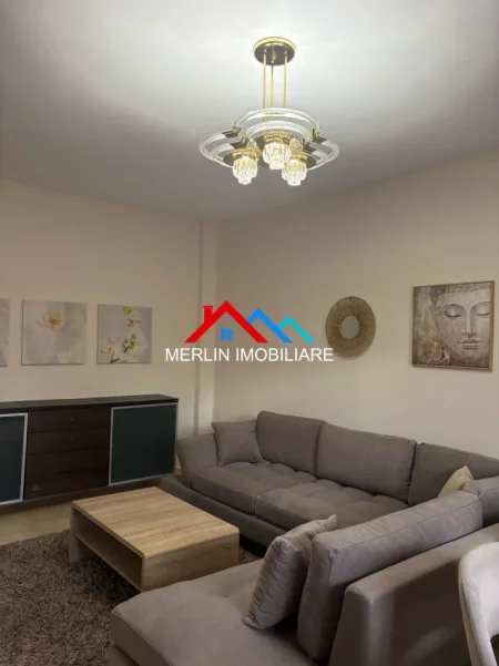 Tirane, jepet me qera apartament 2+1+Ballkon Kati 2, 90 m² 730 € (RRUGA HERMAN GMEINER,SAUK)