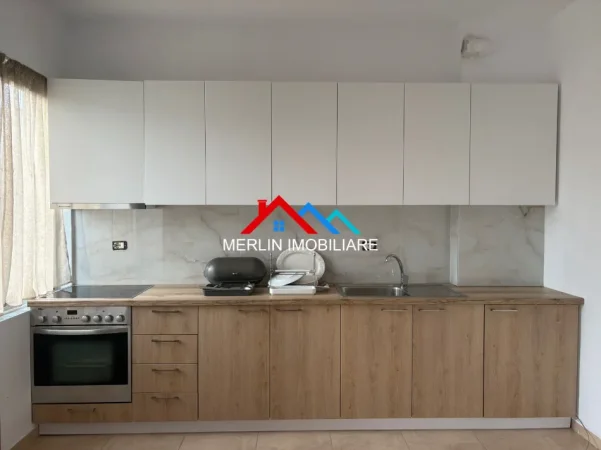 Tirane, jepet me qera apartament 2+1+Ballkon Kati 2, 90 m² 730 € (RRUGA HERMAN GMEINER,SAUK)