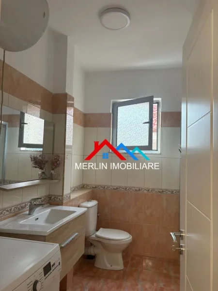 Tirane, jepet me qera apartament 2+1+Ballkon Kati 2, 90 m² 730 € (RRUGA HERMAN GMEINER,SAUK)
