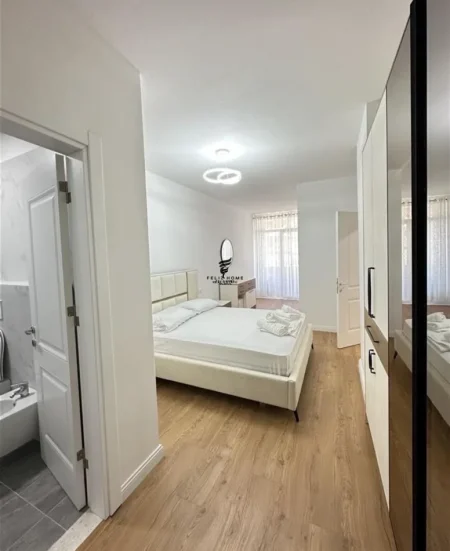 Tirane, jepet me qera apartament 2+1 Kati 1, 98 m² 650 € (RRUGA E DIBRES)