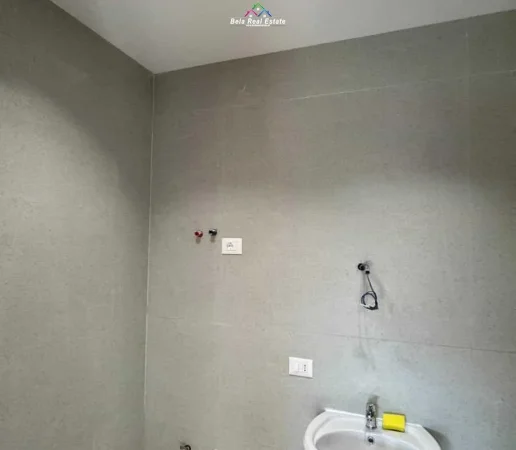 Tirane, jepet me qera apartament 2+1 Kati 7, 120 m² 800 € (don bosko)
