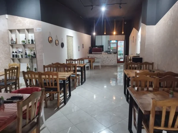 Tirane, shitet aktivitet biznesi Piceri Kreperi Kati 0, 100 m² (Muhamed Deliu)