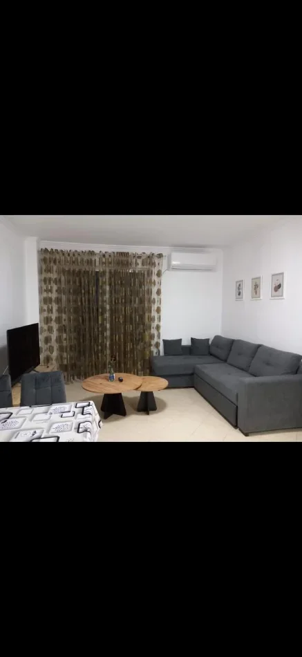 Tirane, jepet me qera apartament 1+1 Kati 6, 60 m² 400 € (Bar Ciao tek Pallatet Cabej Yzberisht)