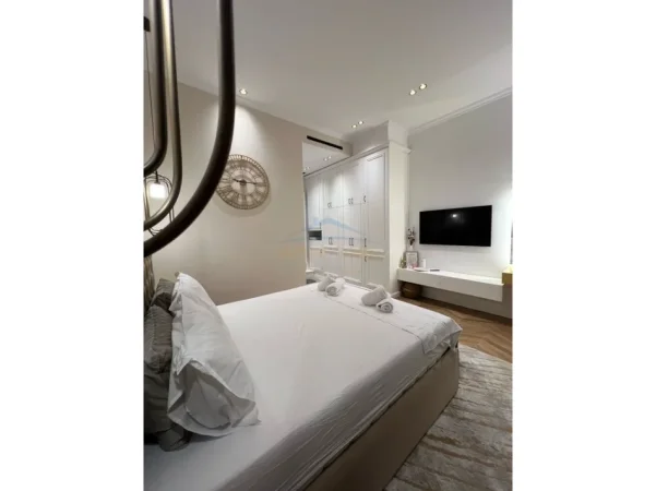 Radhime - Orikum, shitet apartament 1+1+Ballkon Kati 2, 290.000 € 