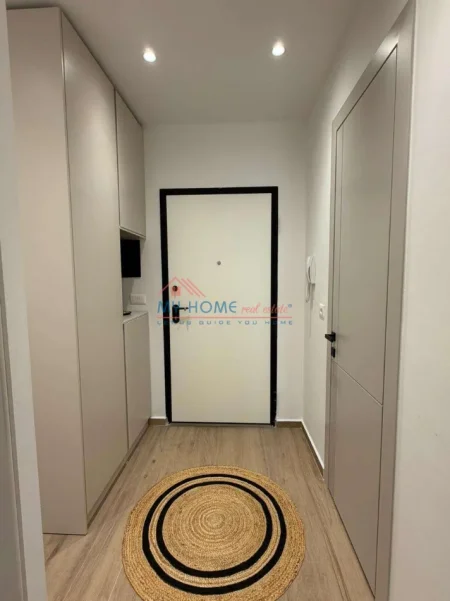 Tirane, jepet me qera apartament 1+1+Ballkon Kati 3, 72 m² 720 € (Zogu i Zi)