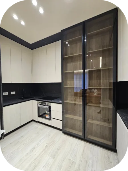 Tirane, jepet me qera apartament 2+1+Ballkon Kati 5, 115 m² 1.600 € (Kompleksi Delijorgji, Tiranë)