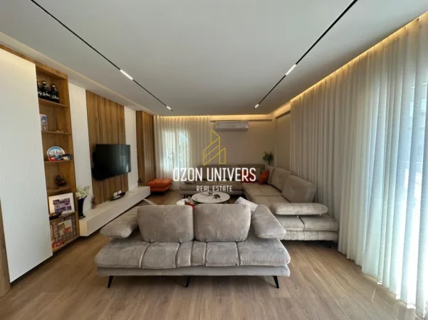 Tirane, shitet apartament 3+1+Ballkon Kati 5, 192 m² 475.000 € (Liqeni i Thate)