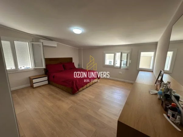 Tirane, shitet apartament 3+1+Ballkon Kati 5, 192 m² 475.000 € (Liqeni i Thate)