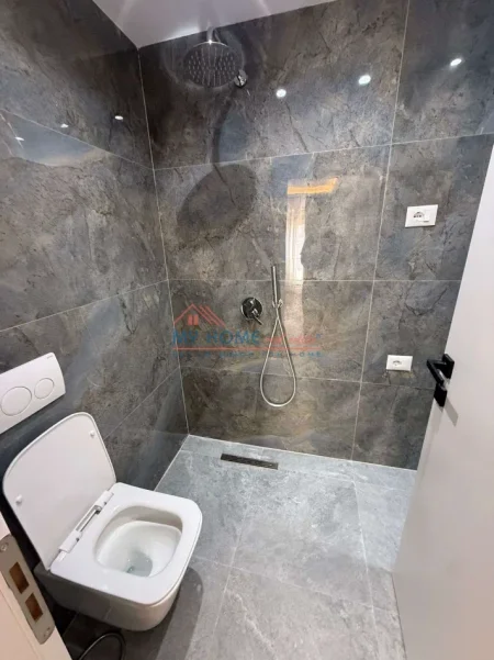 Tirane, shitet apartament 3+1+Aneks+Ballkon Kati 5, 123 m² 327.000 € (Mozaiku)