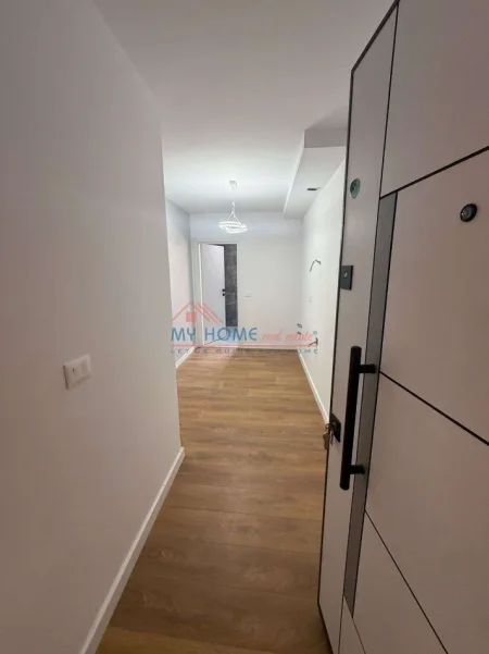 Tirane, shitet apartament 3+1+Aneks+Ballkon Kati 5, 123 m² 327.000 € (Mozaiku)