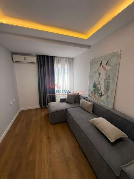 Tirane, shitet apartament 3+1+Aneks+Ballkon Kati 5, 123 m² 327.000 € (Mozaiku)