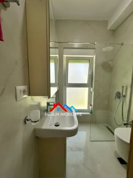 Tirane, jepet me qera apartament 1+1+Ballkon Kati 2, 60 m² 450 € (RRUGA PASHO HYSA,ALI DEM)