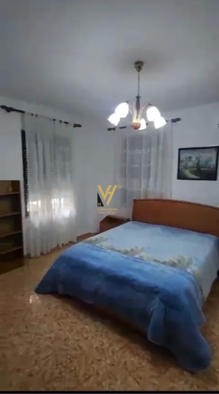Tirane, shitet apartament 2+1+Ballkon Kati 4, 116 m² 200.000 € (PALLATI ME SHIGJETA)