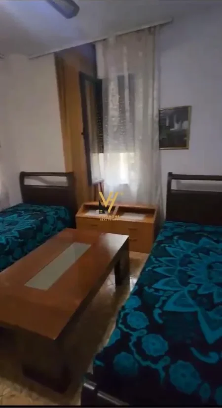 Tirane, shitet apartament 2+1+Ballkon Kati 4, 116 m² 200.000 € (PALLATI ME SHIGJETA)