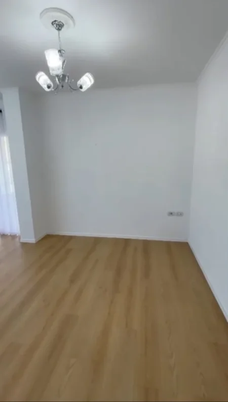 Tirane, shitet apartament 2+1 Kati 2, 89 m² 135.000 € (Fresku)