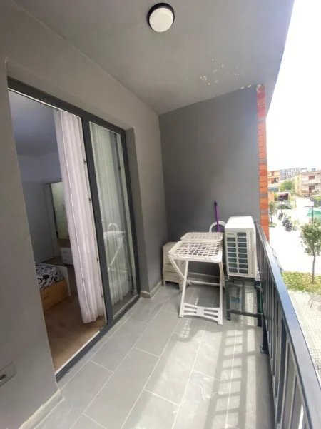 Tirane, jepet me qera apartament 2+1+Ballkon Kati 2, 94 m² 450 € (Rruga Lidhja e Prizrenit)