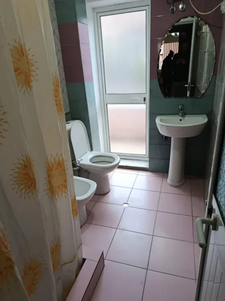 Tirane, jepet me qera apartament 2+1 Kati 2, 110 m² 370 € (Kodra e Priftit)