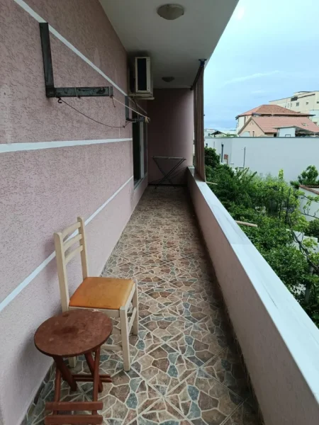 Tirane, jepet me qera apartament 2+1 Kati 2, 110 m² 370 € (Kodra e Priftit)