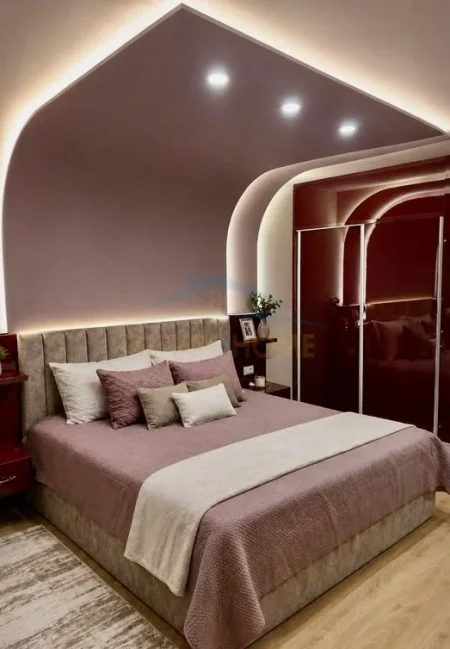 Tirane, jepet me qera apartament 2+1 Kati 3, 89 m² 950 € (Tafaj)