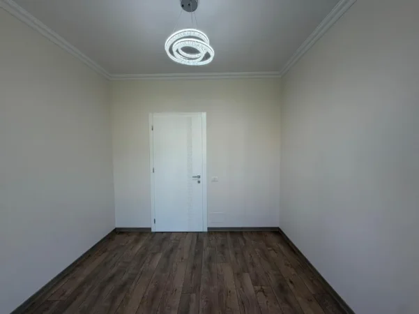 Tirane, shitet apartament 2+1 Kati 2, 116 m² 273.000 € (Liqeni i Thate)