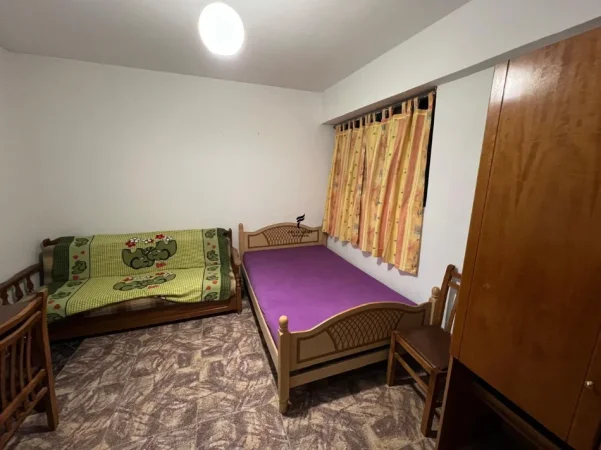 Tirane, jepet me qera garsonier Kati 0, 40 m² 300 € (21 DHJETORI)