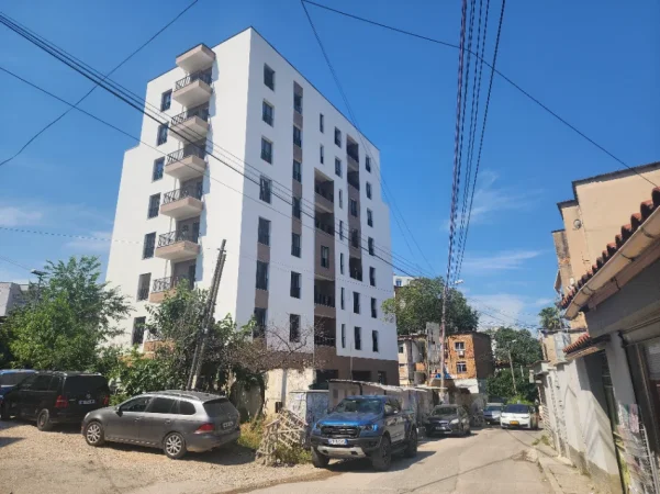 Shqiperi, shitet apartament 2+1+Ballkon Kati 1, 100 m² 