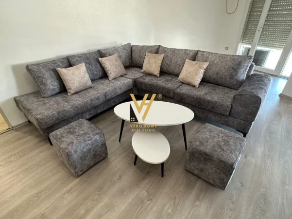 Tirane, jepet me qera apartament 2+1+Ballkon Kati 6, 150 m² 830 € (ASTIR)