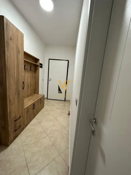 Tirane, jepet me qera apartament 2+1+Ballkon Kati 6, 150 m² 830 € (ASTIR)