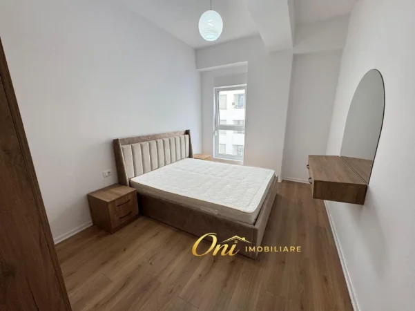 Tirane, jepet me qera apartament 1+1 Kati 5, 60 m² 390 € (ALI DEMI)