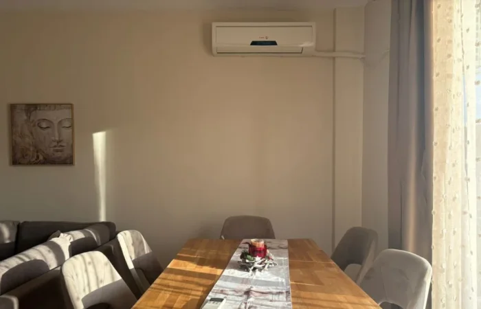 Tirane, jepet me qera apartament 2+1 Kati 1, 120 m² 700 € (Rruga e Elbasanit)