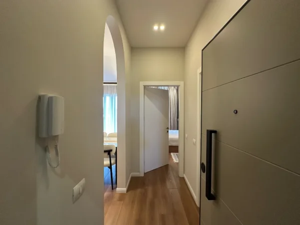Tirane, shitet nga Pronari, pa-komision apartament 1+1+Ballkon Kati 4, 60 m² 155.000 € (Rruga Bedri Karapici)