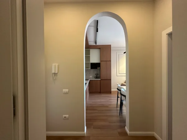 Tirane, shitet nga Pronari, pa-komision apartament 1+1+Ballkon Kati 4, 60 m² 155.000 € (Rruga Bedri Karapici)
