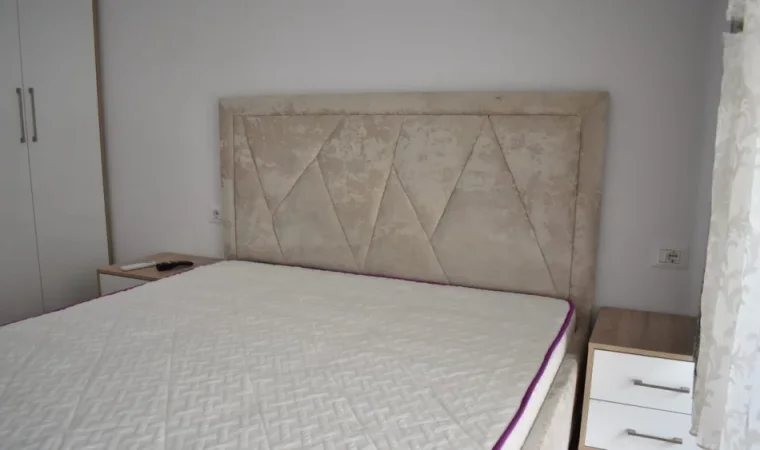 Tirane, jepet me qera apartament 1+1 Kati 5, 60 m² 450 € (Ali Demi)