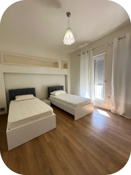 Tirane, jepet me qera Vile 4+1+Ballkon , 200 m² 2.500 € (White House Residence, TEG)