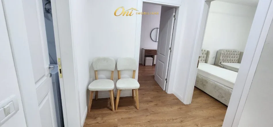 Tirane, jepet me qera apartament 2+1+2 Kati 1, 108 m² 700 € (QSUT)