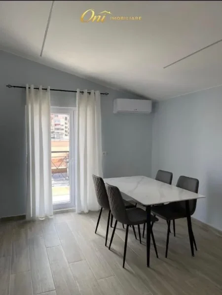 Tirane, jepet me qera apartament 1+1 Kati 4, 60 m² 500 € (ISH PARKU AUTOBUSAVE)