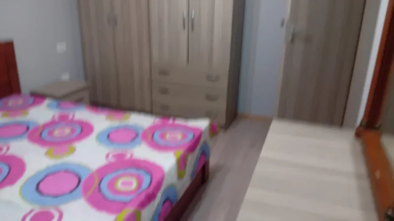 Tirane, jepet me qera apartament 2+1 Kati 1, 85 m² 380 € (Rruga Agush Gjergjevica)