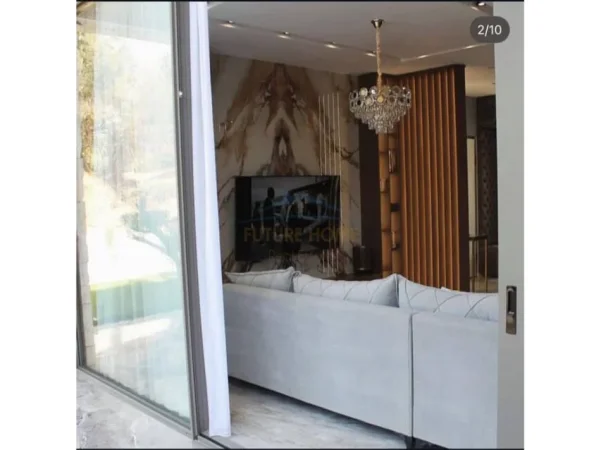 Dhermi - Palase, jepet me qera Vile , 300 m² 30.000 € (Dhermi)