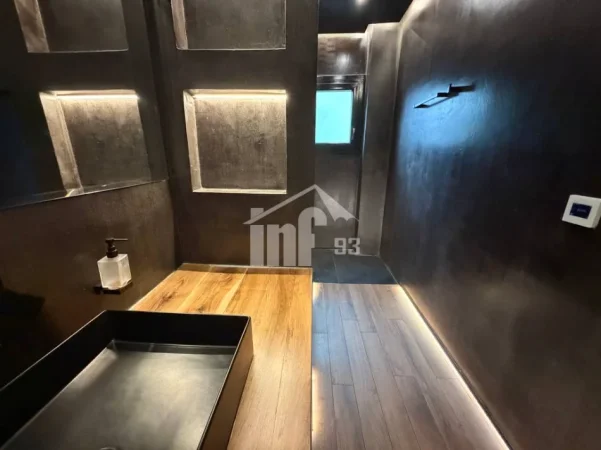 Tirane, shitet apartament 3+1+Ballkon Kati 2, 174 m² 549.000 € ("LONG HILL" REZIDENCE)