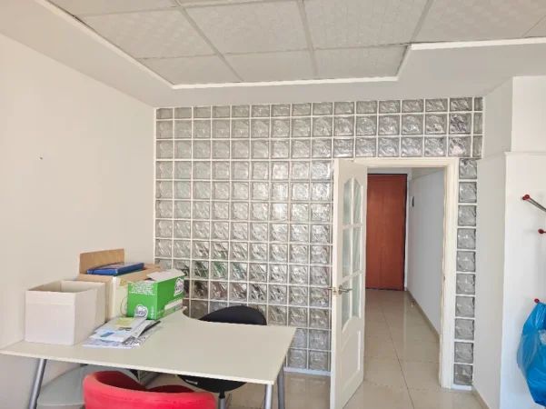 Tirane, shitet garsonier Kati 1, 42 m² 103.000 € (Rruga Myrteza Topi)