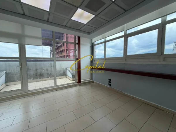 Tirane, jepet me qera zyre Kati 9, 450 m² 6.000 € (RRUGA E KAVAJES)