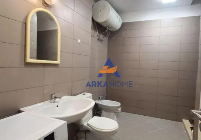 Tirane, shitet apartament 2+1+Ballkon Kati 1, 120 m² 280.000 € (BLV ZOGU I PARE)