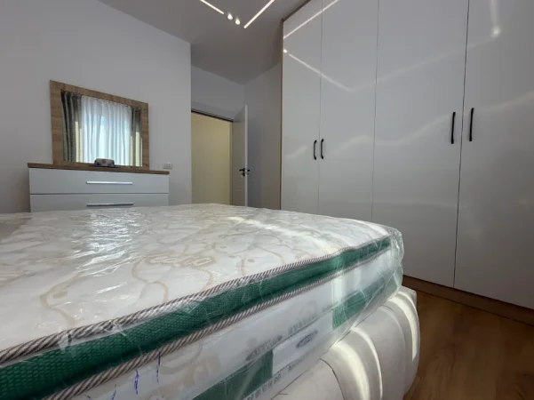Tirane, shitet apartament 2+1+Ballkon Kati 3, 90 m² 158.000 € (Misto Mame)